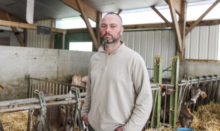 Maxime Baraize reprendra seul l’exploitation familiale lors du départ à la retraite de ses parents. Pour les remplacer, il recrutera un salarié et pérennisera la présence d’un apprenti.